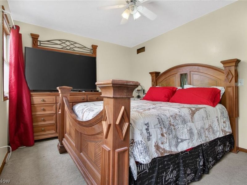 438 Hampton Drive, Elyria, OH 44035 Photo 32
