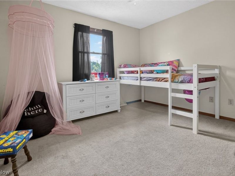 438 Hampton Drive , Elyria, OH 44035 Photo 33