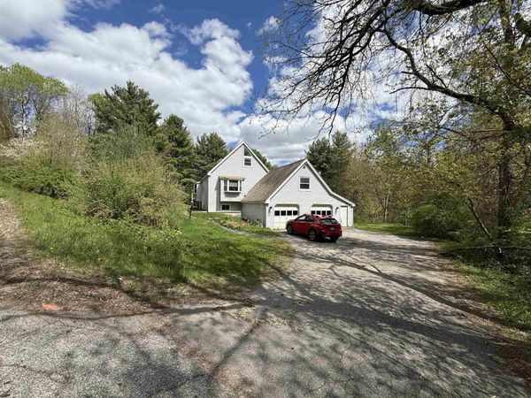 128 Roberts Hill Road, Claremont, NH 03743