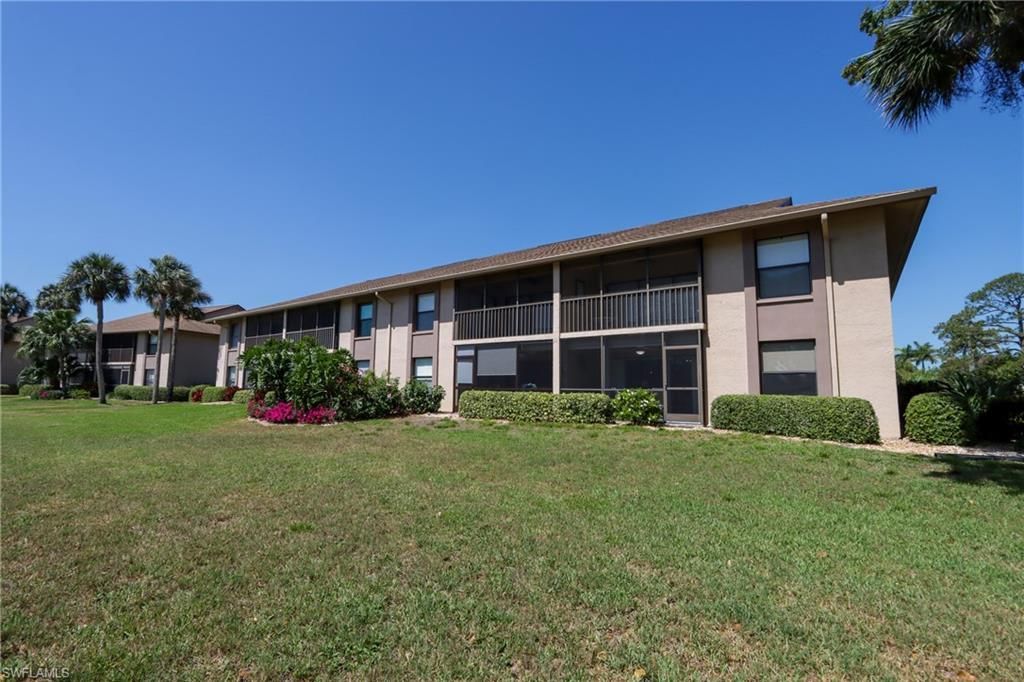 505 Lake Louise Cir, Unit 101, Naples, FL 34110 Photo