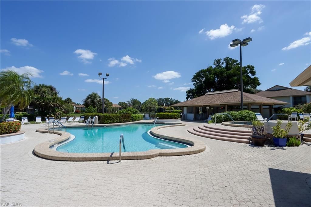 505 Lake Louise Cir, Unit 101, Naples, FL 34110 Photo