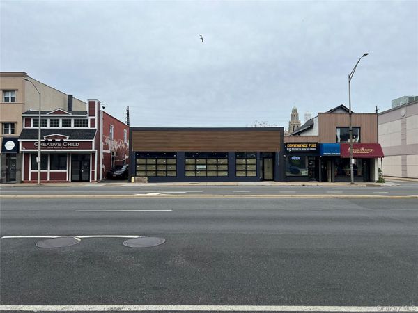 Rockville Centre, NY 11570
