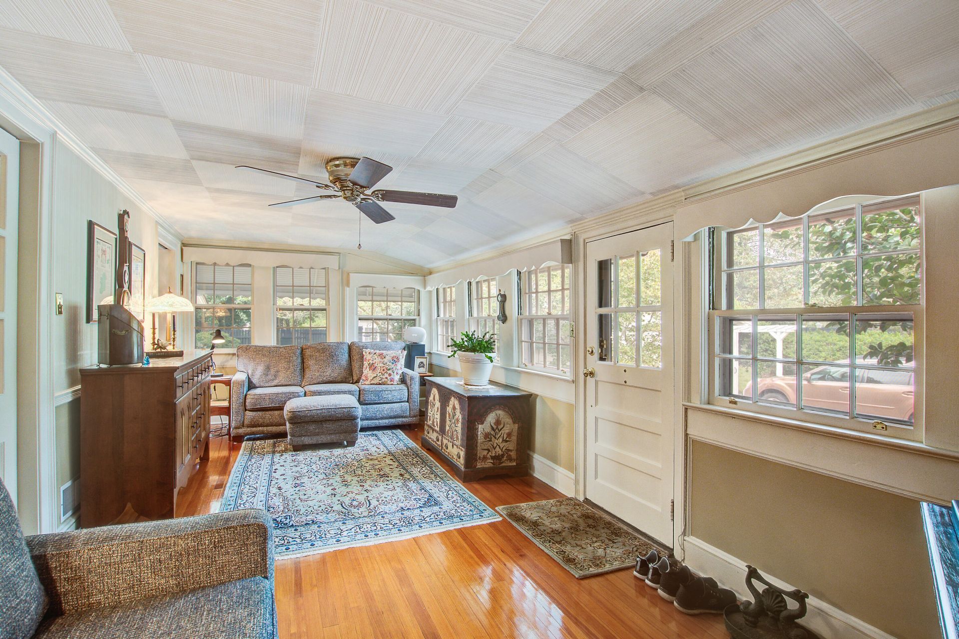 219 Rigby Street Photo 18