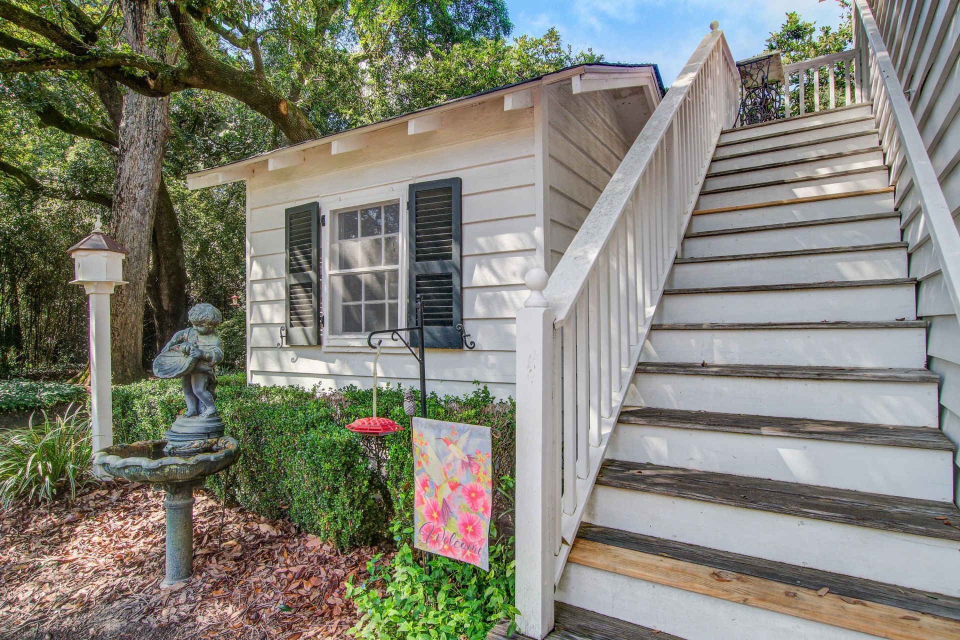 219 Rigby Street Photo 31