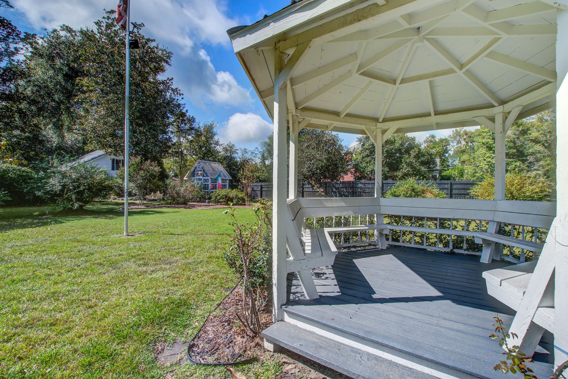 219 Rigby Street Photo 33