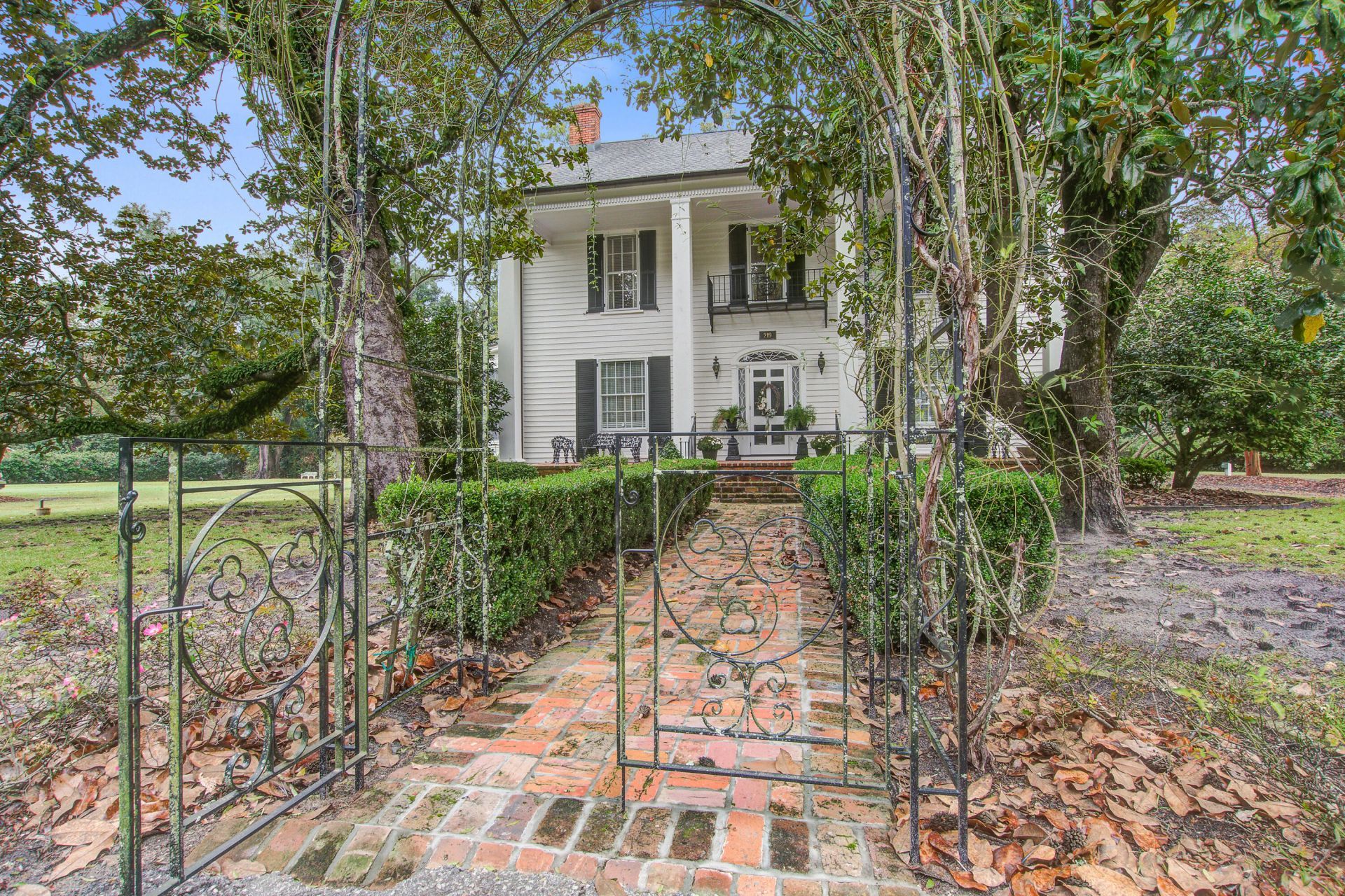 219 Rigby Street Photo 36