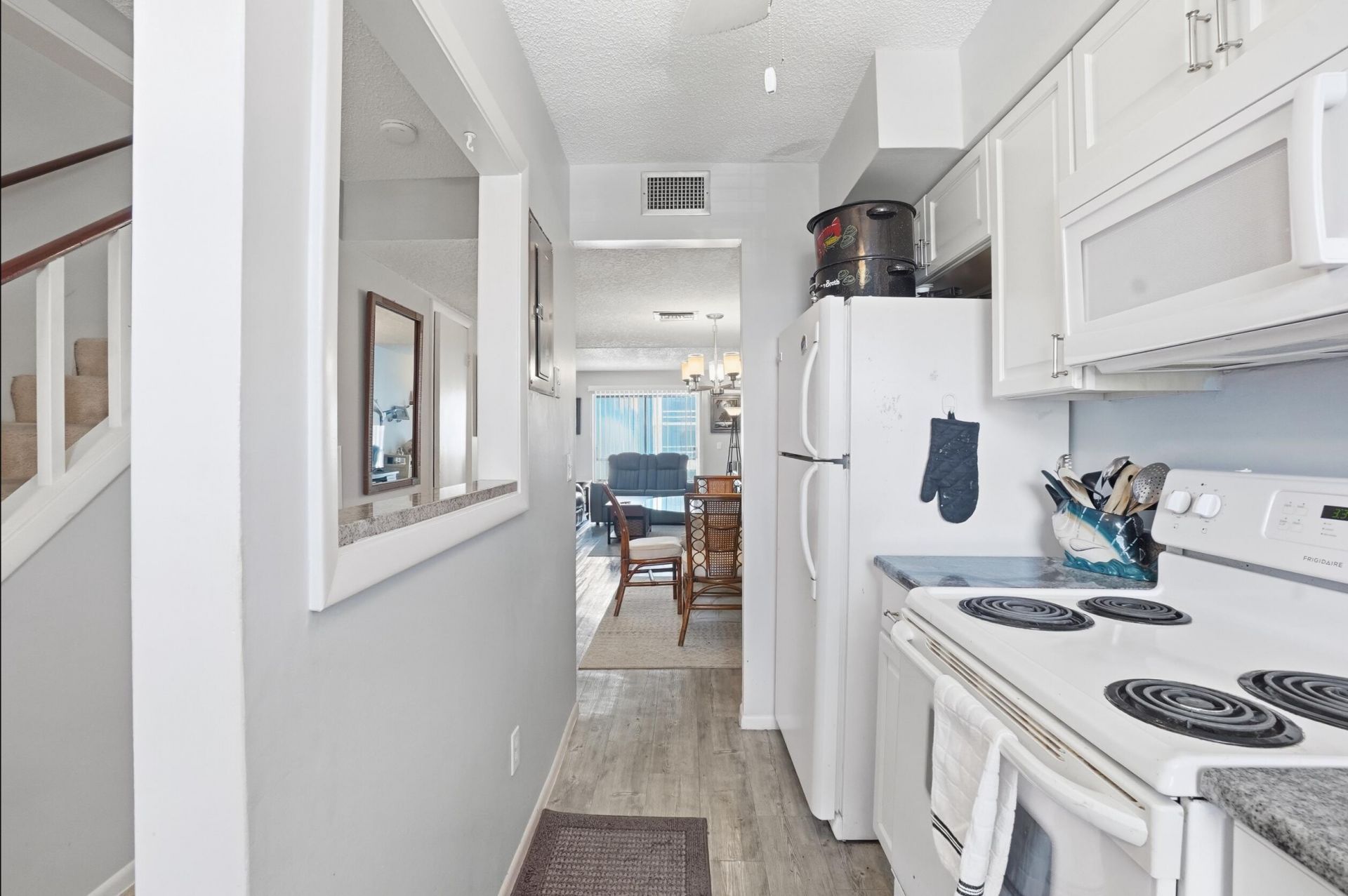 1300 Seaway Drive, Unit D6, Fort Pierce, FL 34949 Photo