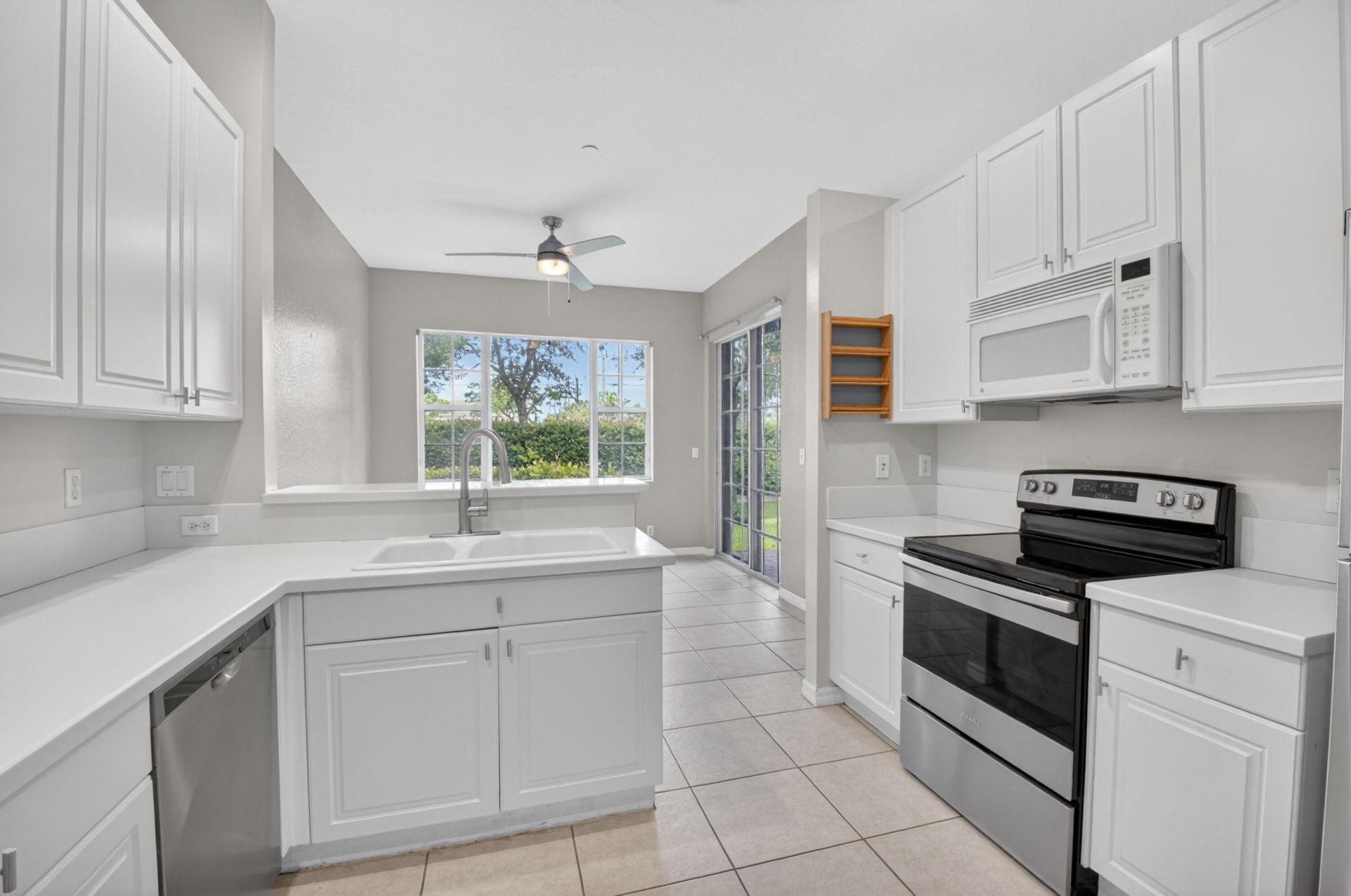 51 Lancaster Road, Boynton Beach, FL 33426 Photo