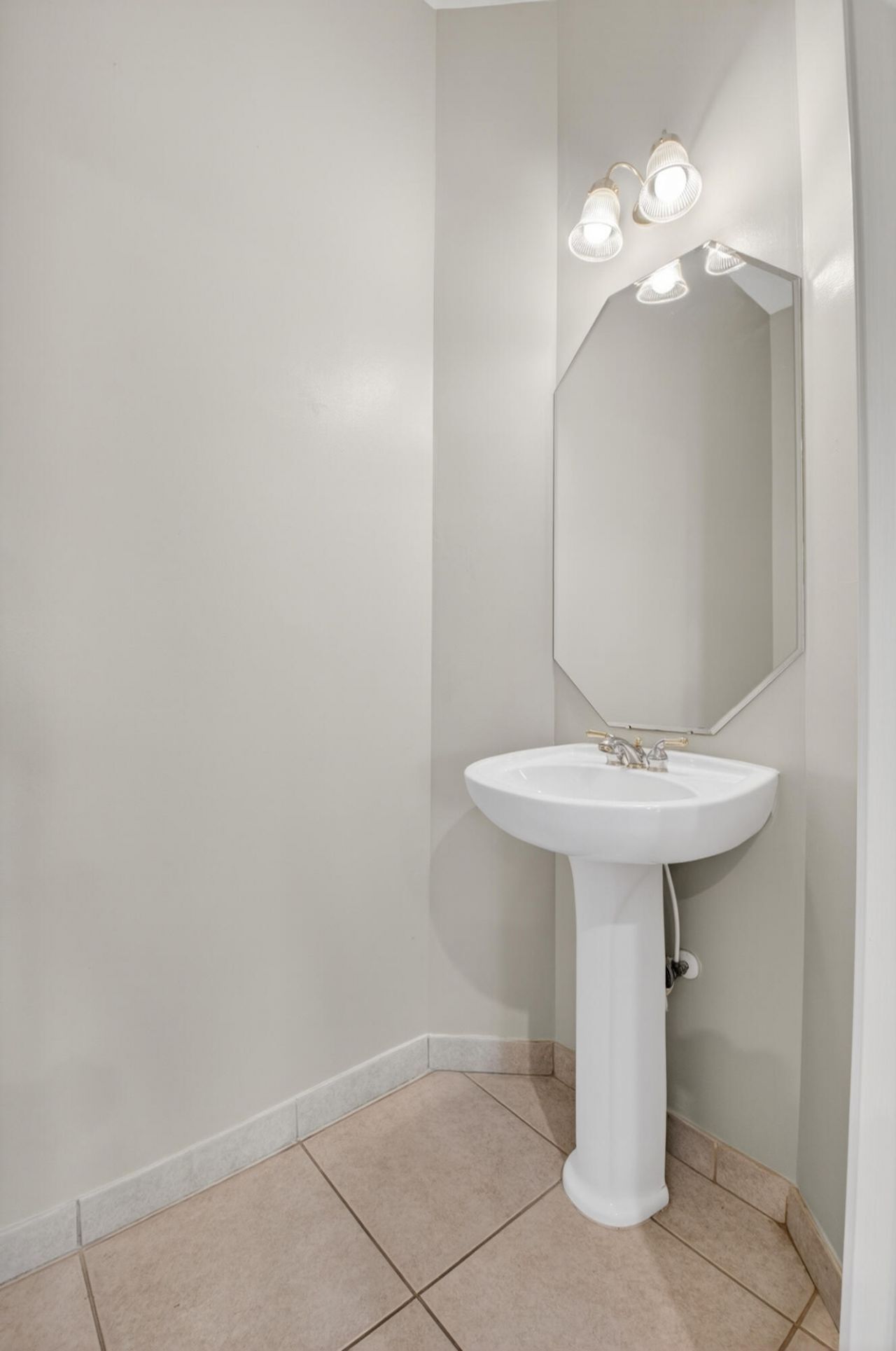 51 Lancaster Road, Boynton Beach, FL 33426 Photo