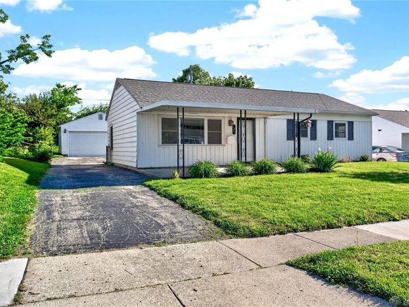 2437 N Aragon Avenue, Kettering, OH 45420 Photo 2