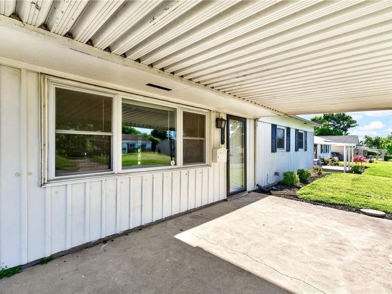 2437 N Aragon Avenue, Kettering, OH 45420 Photo 5