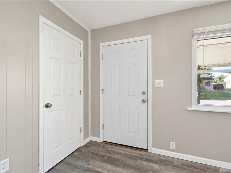 2437 N Aragon Avenue, Kettering, OH 45420 Photo 7