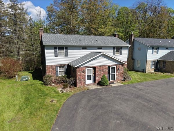 1 Lincoln Drive , Ellicottville, NY 14731