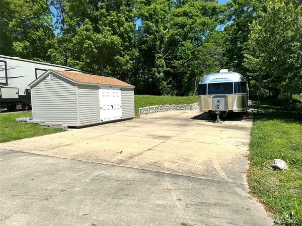 19340 Highway J #36 , Monroe City, MO 63456