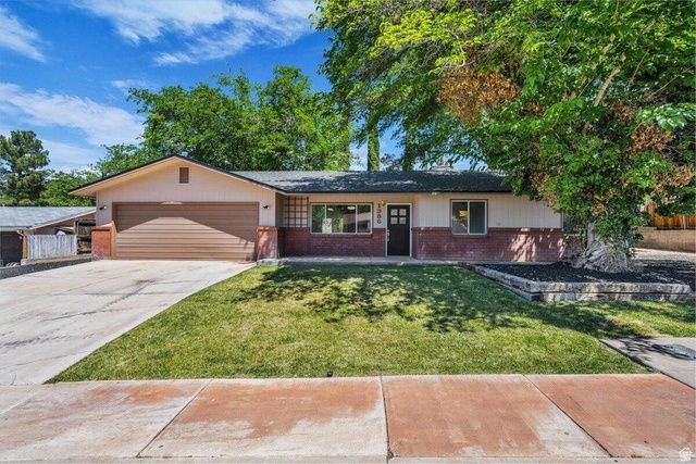 1386 W 490 N, Saint George, UT 84770 Main Photo
