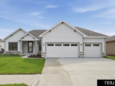 5501 N 190 Street, Elkhorn, NE 68022
