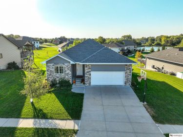 905 Fairway Court , Crete, NE 68333