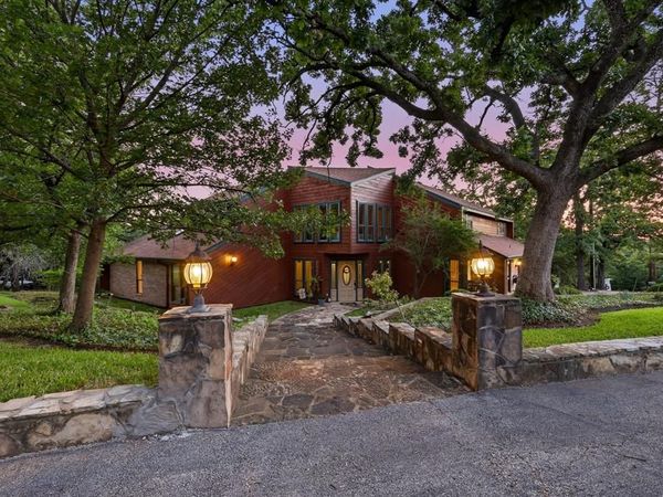 122 Brookdale Drive, Highland Village, TX 75077