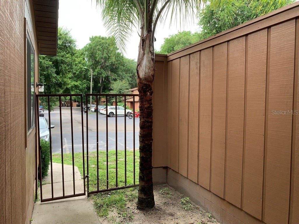 5754 SW 8th Place, Gainesville, FL 32607 Photo