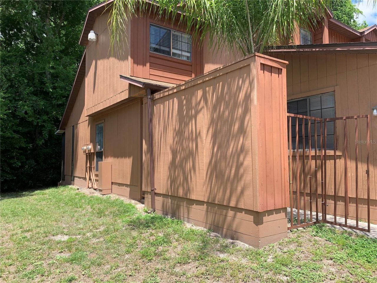 5754 SW 8th Place, Gainesville, FL 32607 Photo