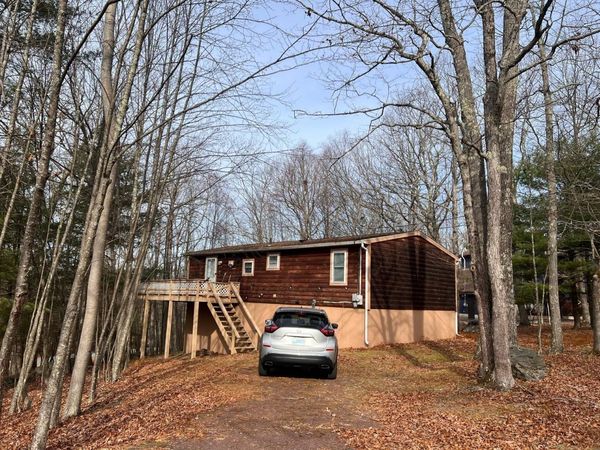 123 ROCKY ROAD, LACKAWAXEN, PA 18435