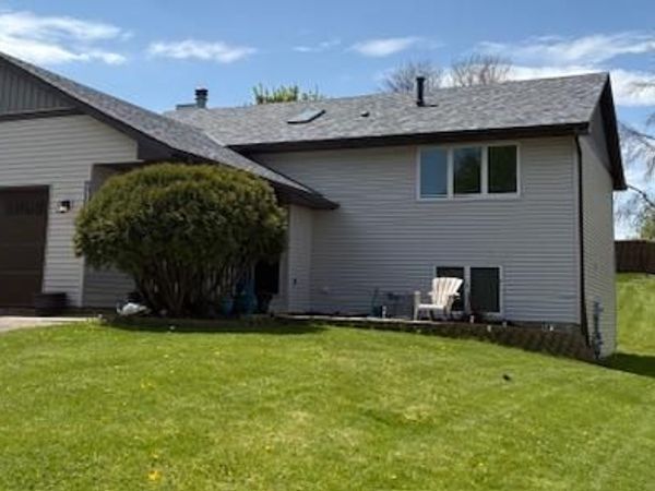 17025 Gannon Way W, Rosemount, MN 55068