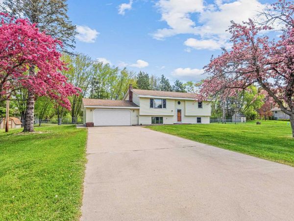 15133 Taylor Street NE, Ham Lake, MN 55304