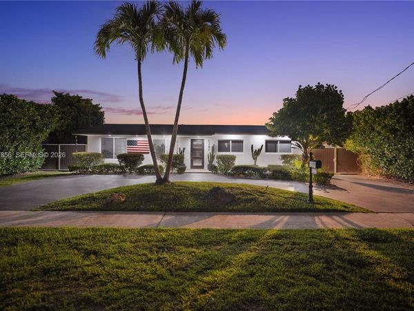 5241 SW 104th Ave , Miami, FL 33165