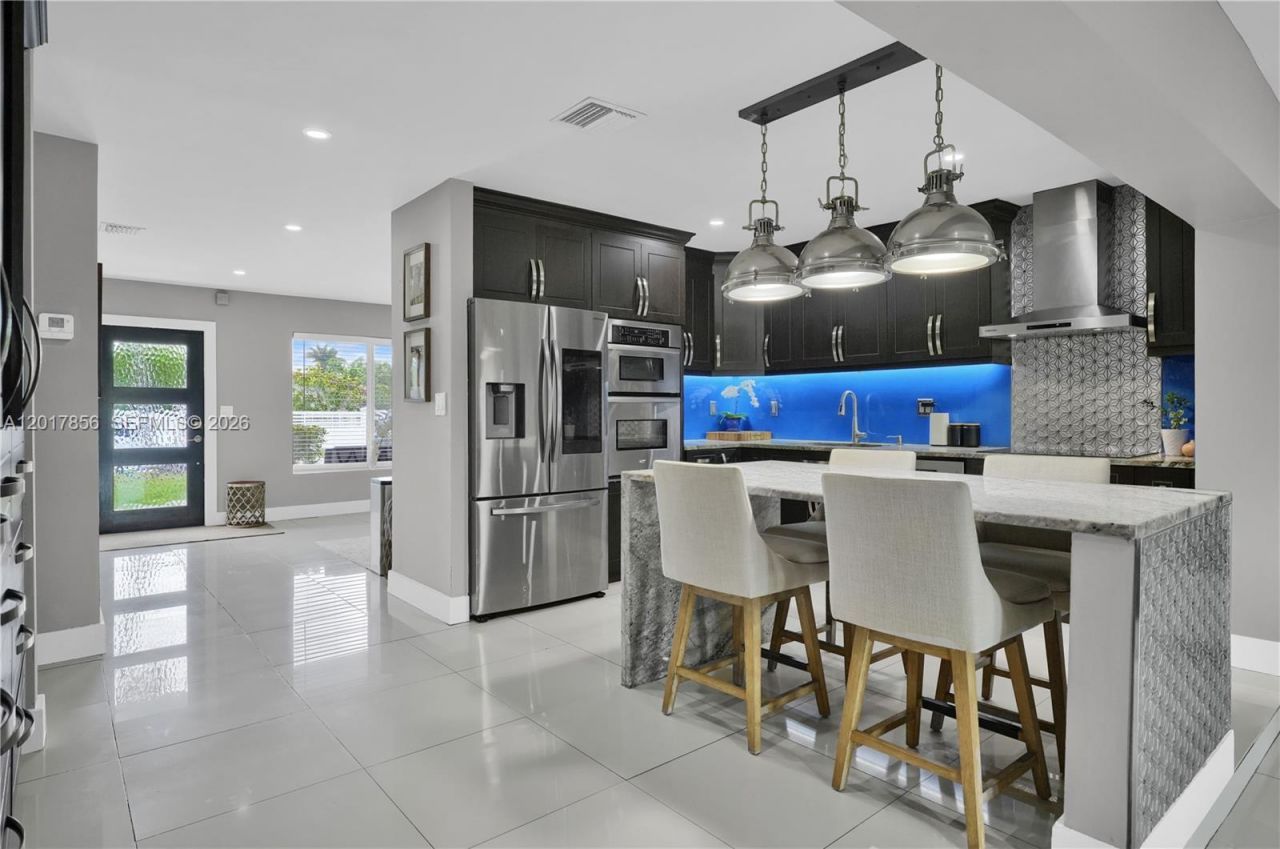 5241 SW 104th Ave, Miami, FL 33165 Photo