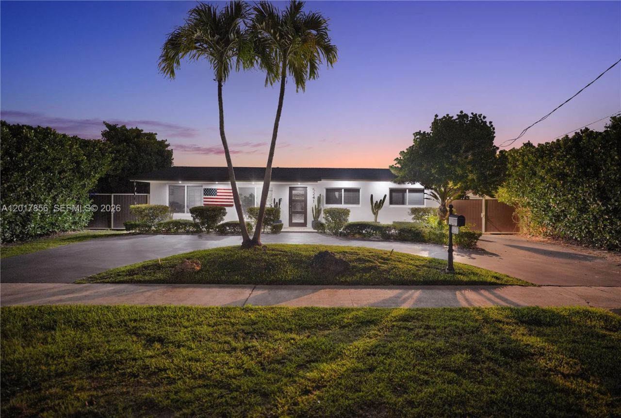 5241 SW 104th Ave, Miami, FL 33165 Photo
