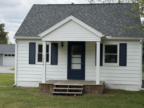 7956 Hill Avenue, Holland, OH 43528