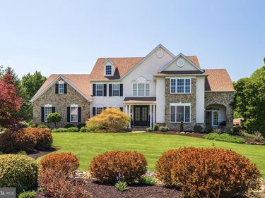 93 HEARTHSTONE CIRCLE, PHOENIXVILLE, PA 19460