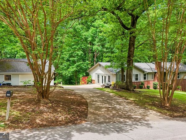 232 E Miles Road, Carrollton, GA 30116