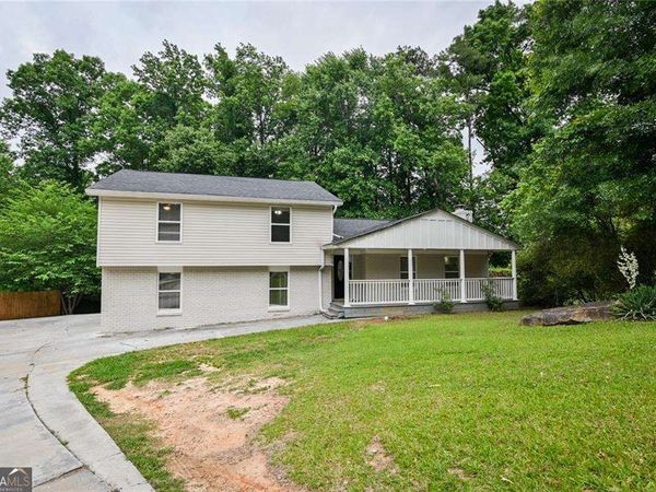 635 Garden Grove Drive, Lawrenceville, GA 30044