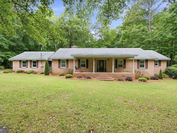 654 Fairmont Drive, Macon, GA 31210