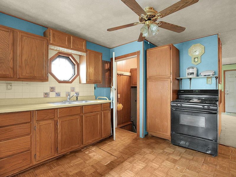 1258 Hart Road , Columbus, OH 43223 Photo 15