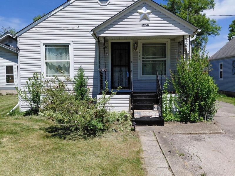 1258 Hart Road , Columbus, OH 43223 Photo 2