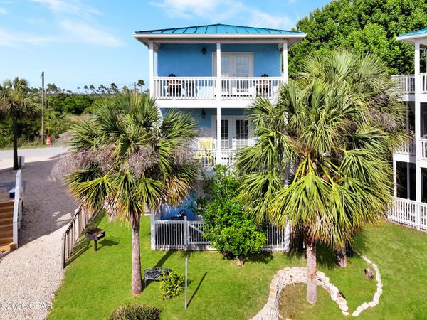 107 N 32nd Street , Mexico Beach, FL 32456