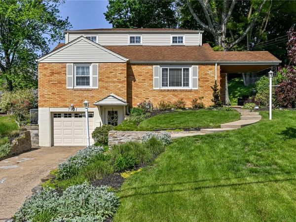 7921 Marmion Dr , Pittsburgh, PA 15237