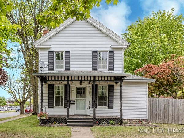 301 S Broadway Street, Hastings, MI 49058