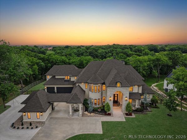 17845 E Falcon Pass , Owasso, OK 74055