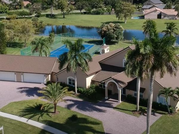21502 Sweetwater Lane S, Boca Raton, FL 33428