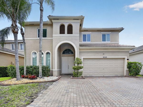 6249 SW 194th Avenue, Pembroke Pines, FL 33332