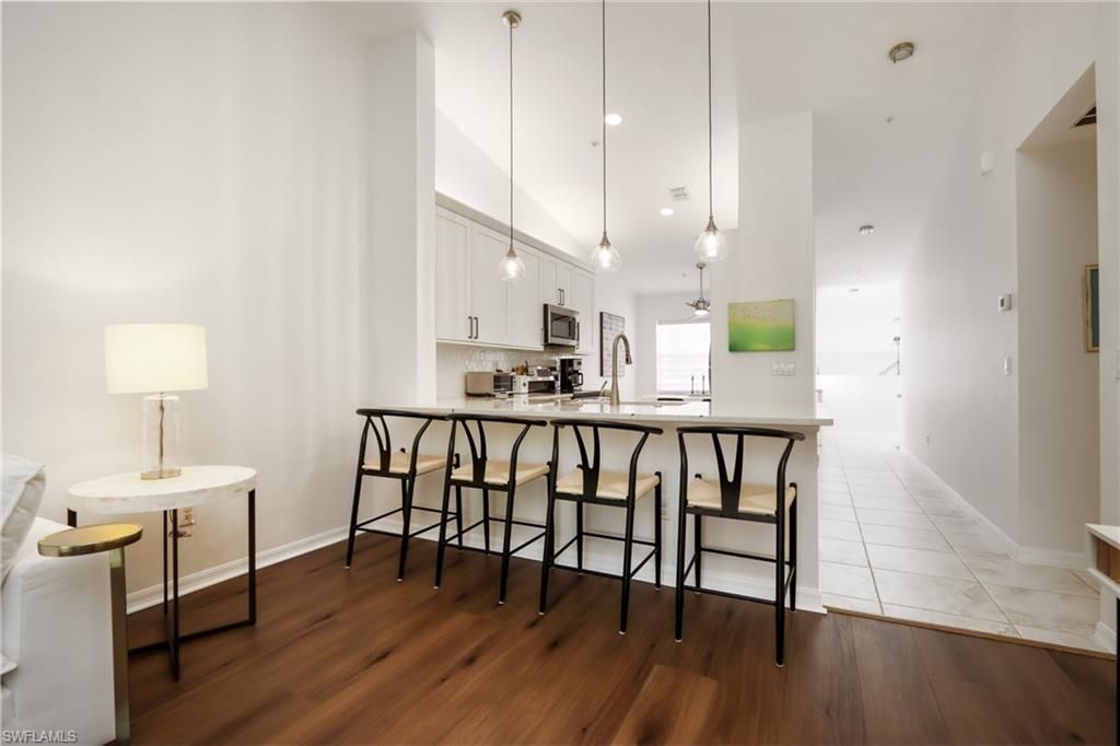 2585 Old Groves Rd , Unit L203, Naples, FL 34109 Photo