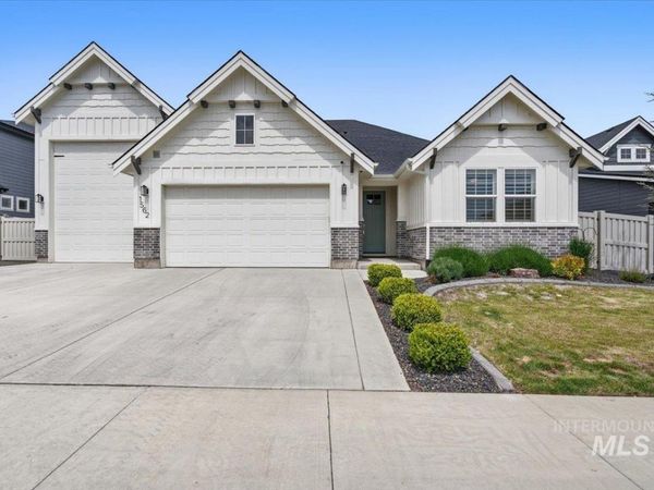 1562 Glencoe St, Middleton, ID 83644