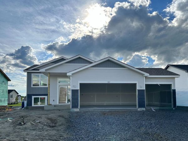 803 Hopkins Lane, Buffalo, MN 55313