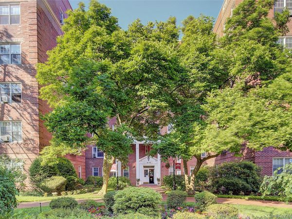 76-35 113th Street, Unit 1A, Forest Hills, NY 11375