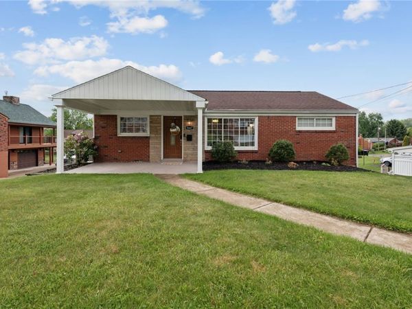 5667 Janet Dr , Pittsburgh, PA 15236