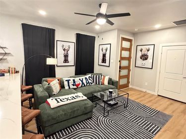 1654 Hudspeth Avenue, Dallas, TX 75216