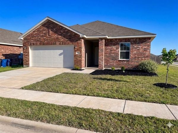 794 Yorkshire Drive, Lavon, TX 75166